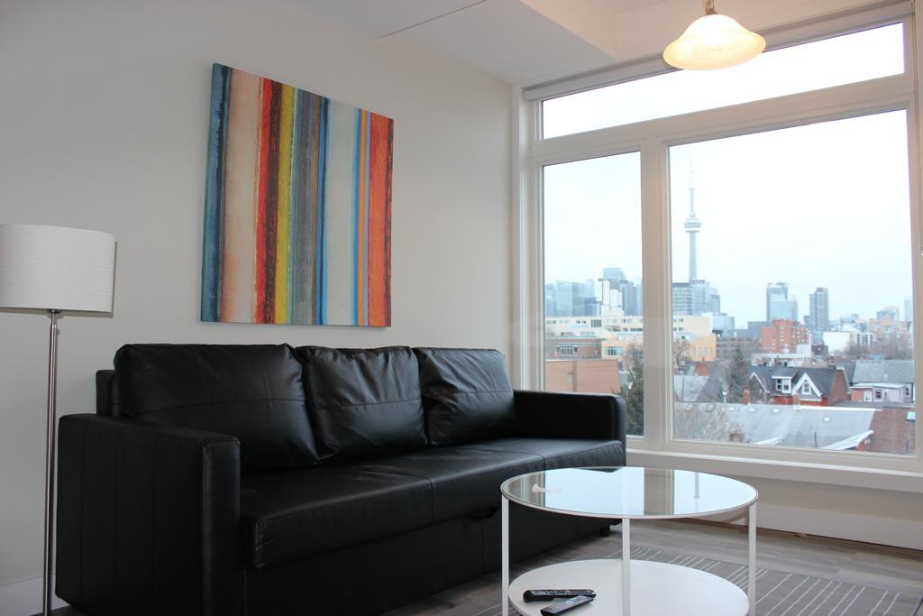 Atlas Suites- Furnished Apartments-College Street, 토론토 외부 사진
